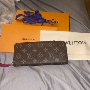 💝 Louis Vuitton Clements Wallet 💝